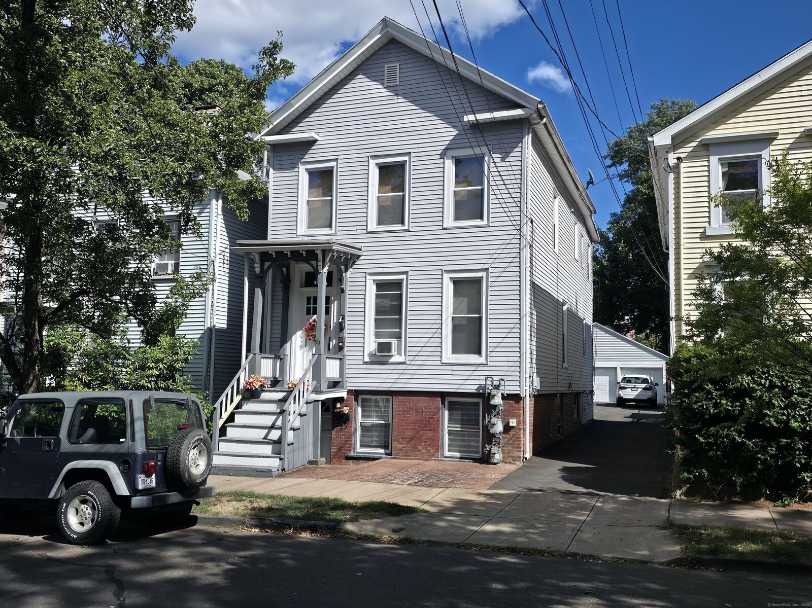 Property Photo: 19 Nicoll Street CT 06511