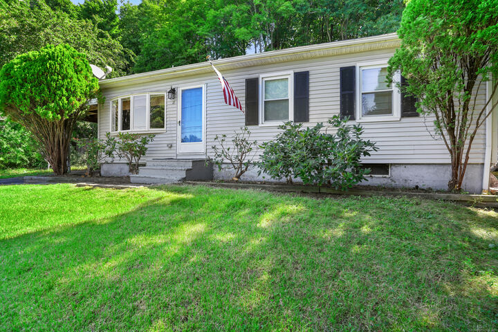 Property Photo: 12 Waterhorse Brook Drive CT 06801