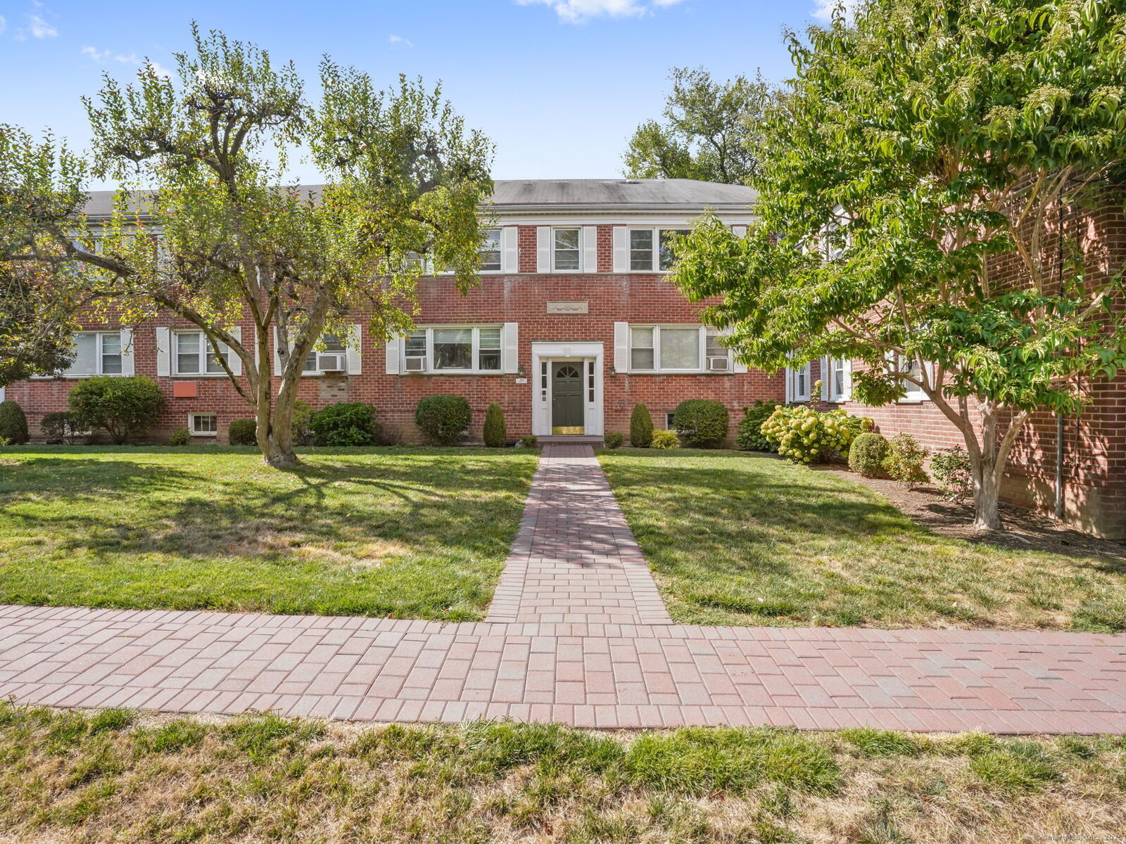 Property Photo: 262 Glenbrook Road 44D CT 06906