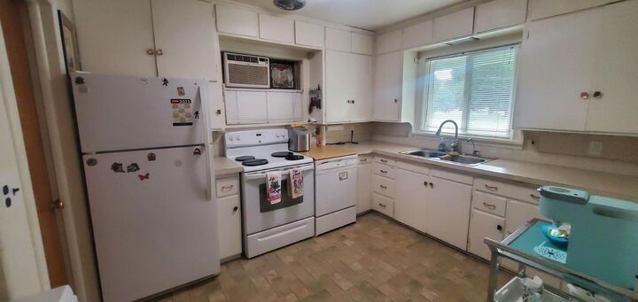 Property Photo:  304 N Third St  WA 99109 