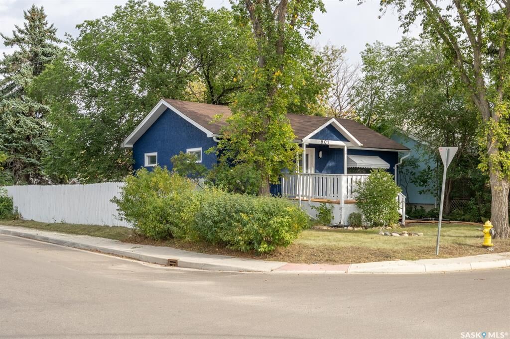 Property Photo: 801 Argyle Street SK S4T 3P9
