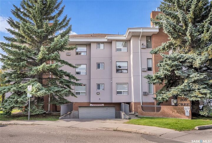 Property Photo: 209D Cree Place 233 SK S7K 7Z3