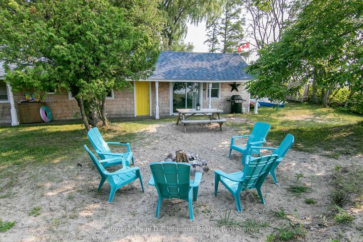 Property Photo: 105 5th Avenue S ON N0H 2L0