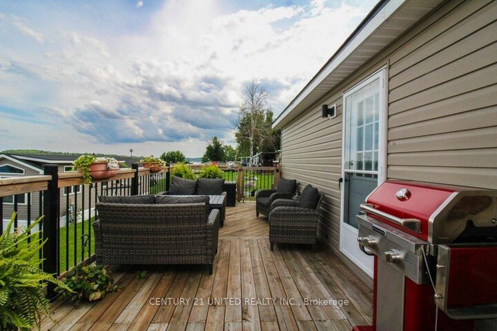 Property Photo: 920 Skyline Road 5 Marina Cres ON K0L 1T0