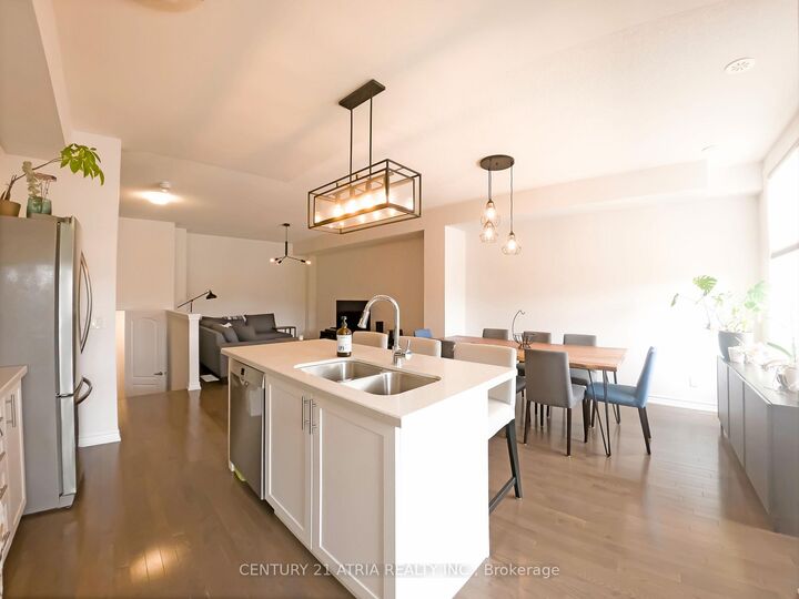 Property Photo:  3046 Postridge Drive  ON L6H 7E3 