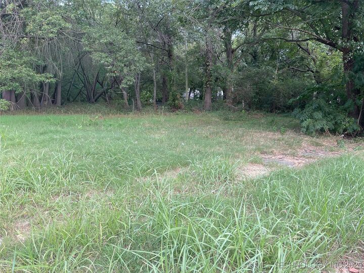Property Photo: Columbus Street OK 74401