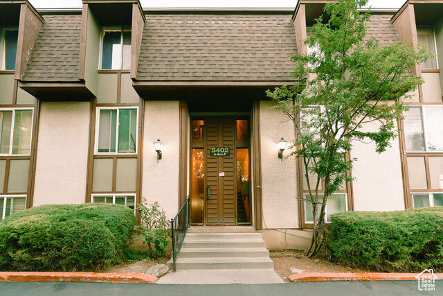 Property Photo:  5402 S Willow Ln F  UT 84107 