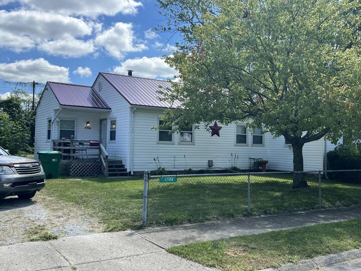 Property Photo: 1708 Mansfield Avenue OH 45505