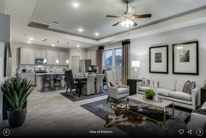 Property Photo:  555 Rubber Tree Way  TX 78610 