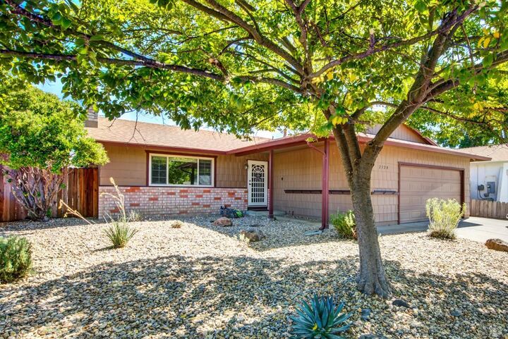 Property Photo:  2120 Merritt Place  CA 94533 