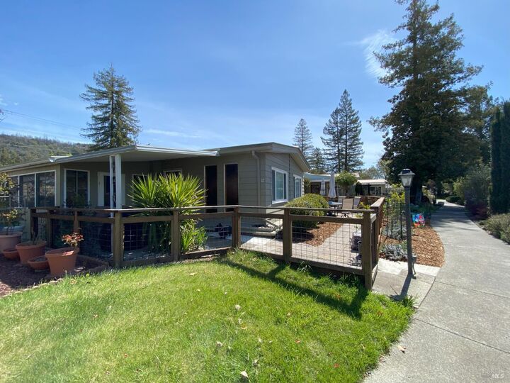 Property Photo: 12 Sandstone Court CA 95409