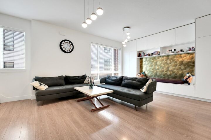 Property Photo: 16433 19 Avenue 168 BC V3Z 0Z1