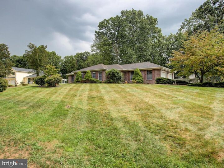 Property Photo:  6611 Congressional Terrace  PA 17222 