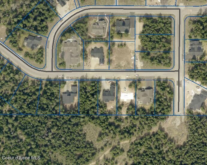 Property Photo:  L6 B8 E Winray Dr  ID 83835 