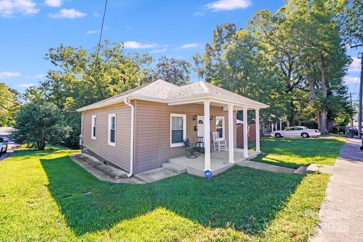 Property Photo: 301 S Mountain Street NC 28021