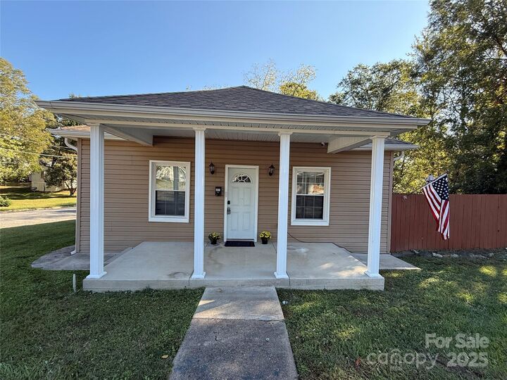 Property Photo: 301 S Mountain Street NC 28021