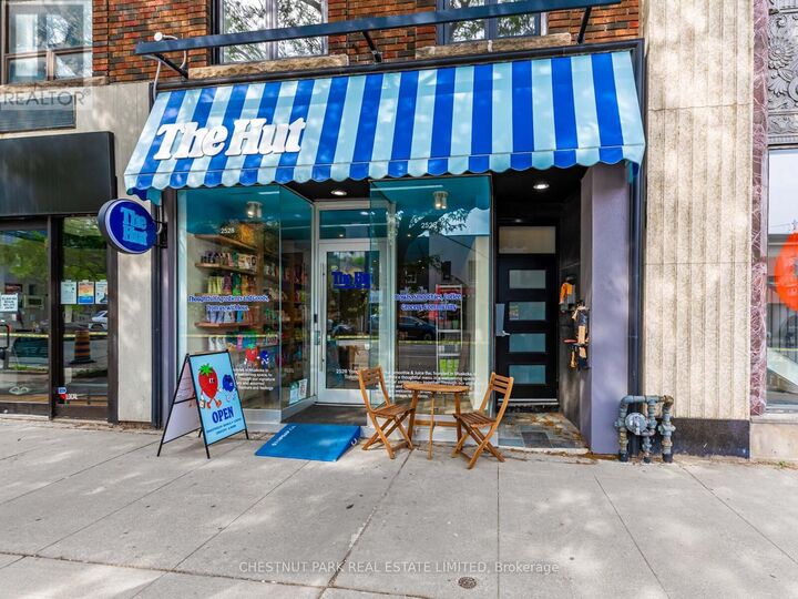 Photo de la propriété: 2528 Yonge Street 2 ON M4P 2H7