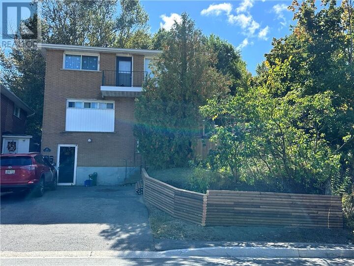 Photo de la propriété:  147 Hyland  ON P3E 1R7 