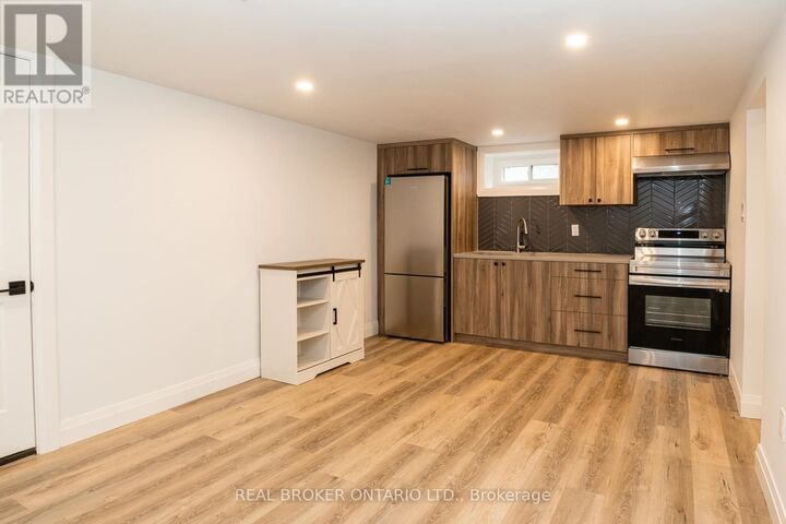 Photo de la propriété: 67 Kingslea Drive Lower ON L8T 3Z8