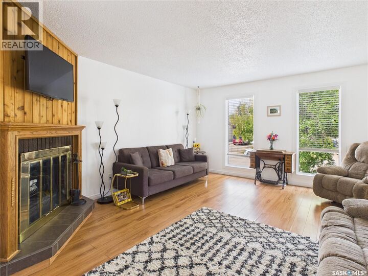 Property Photo:  842 Spencer Drive  SK S6V 7C9 