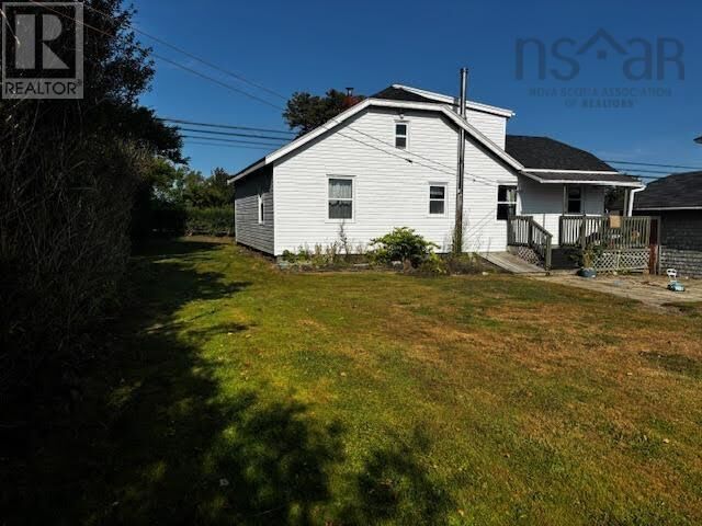 Property Photo:  672 Highway 1  NS B5A 5A3 