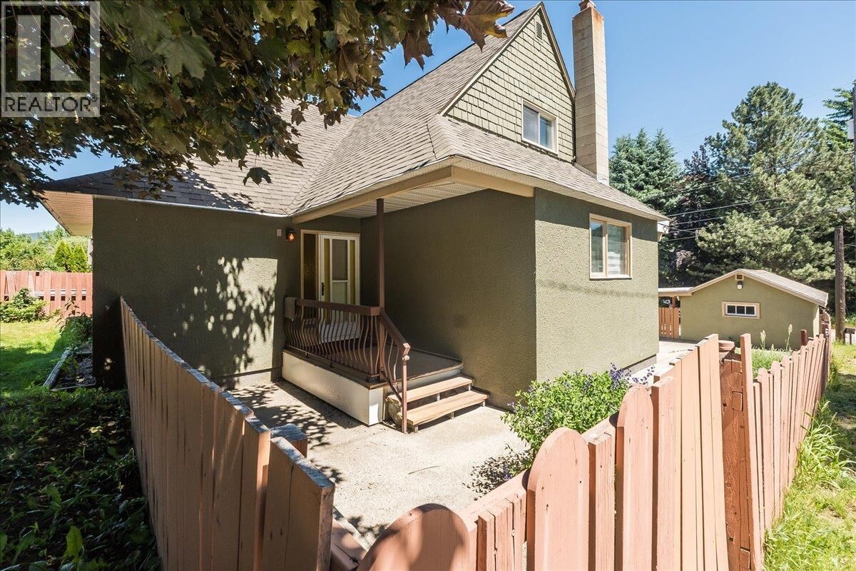 Photo de la propriété: 798 Kipling Street BC V1R 2A4
