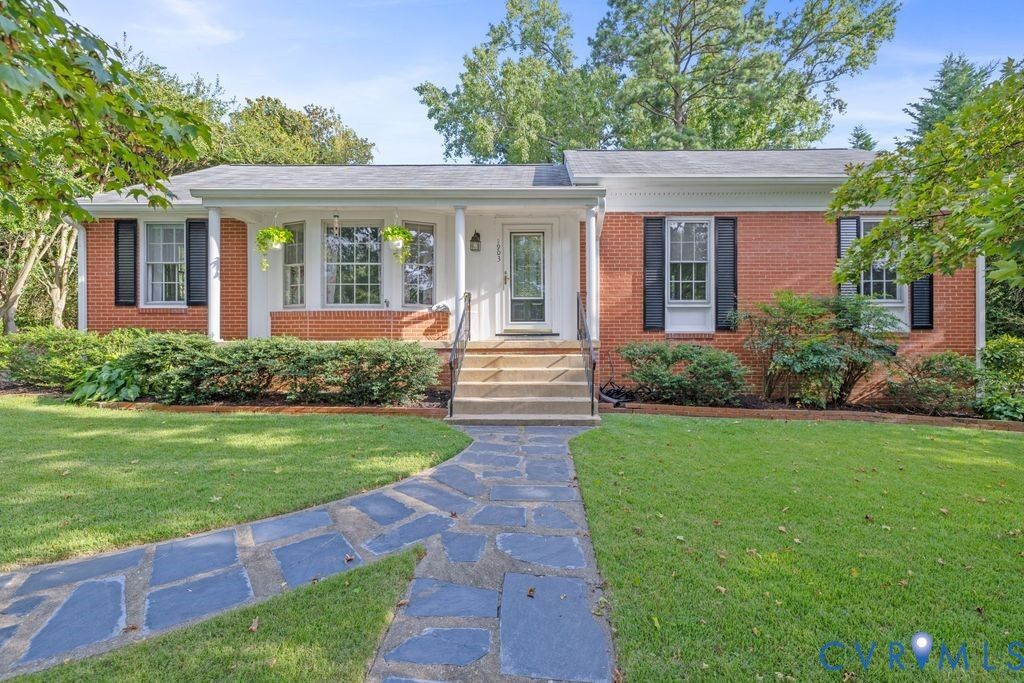 Property Photo:  1903 Windsordale Drive  VA 23229 