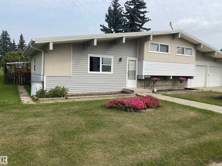 Photo de la propriété: 4702 52 Avenue AB T0B 4K0