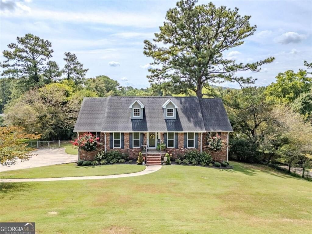 Property Photo: 20 Warwick Way GA 30161