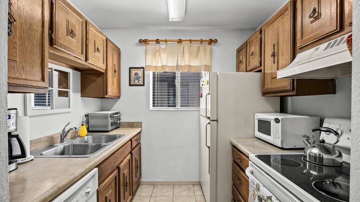 Property Photo: 3150 Lakeside Drive 205 CO 81506