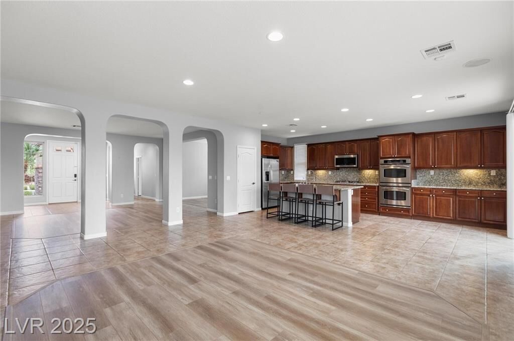 Property Photo: 7609 Slide Rock Avenue NV 89113