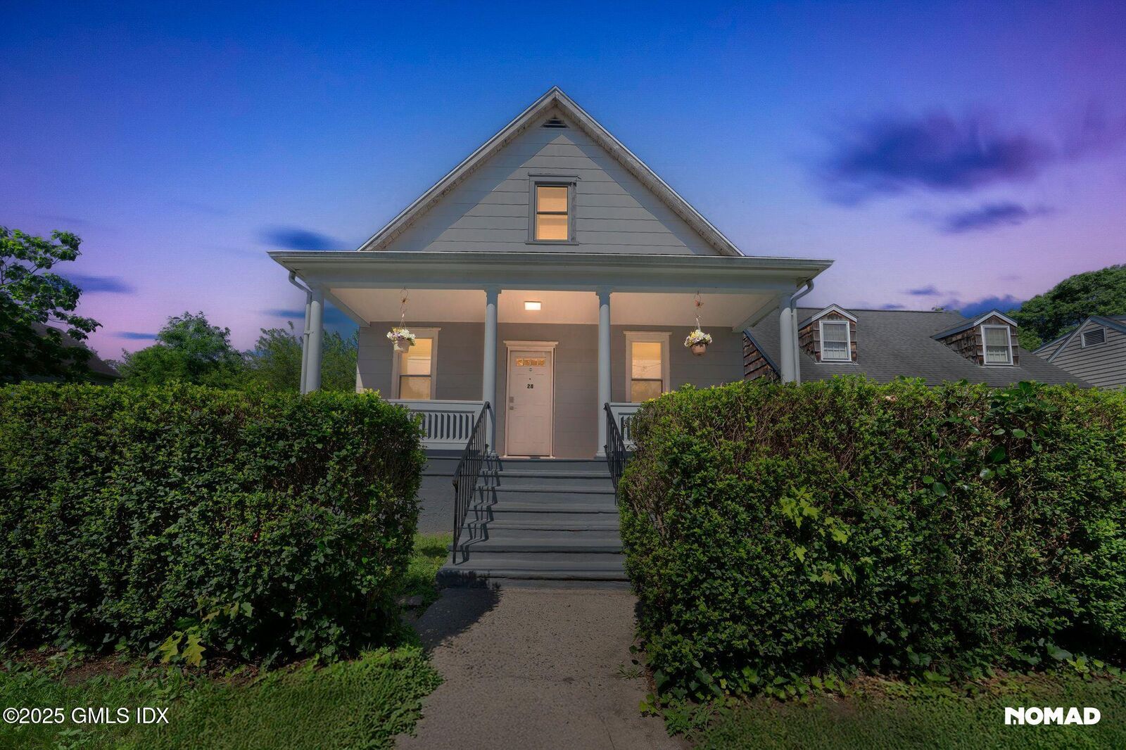 Property Photo:  28 Hollow Wood Lane  CT 06831 