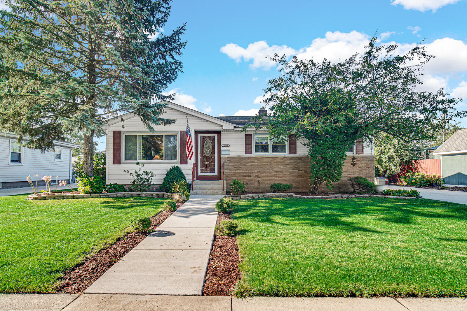 Property Photo: 3208 Grand Boulevard IN 46322