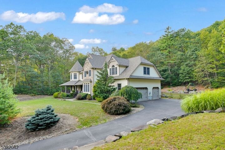Property Photo: 47 Christine Ct NJ 07480