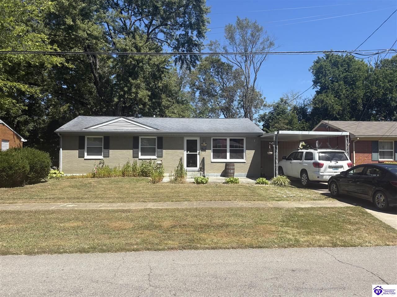 Property Photo:  5411 Alicante Lane  KY 40272 