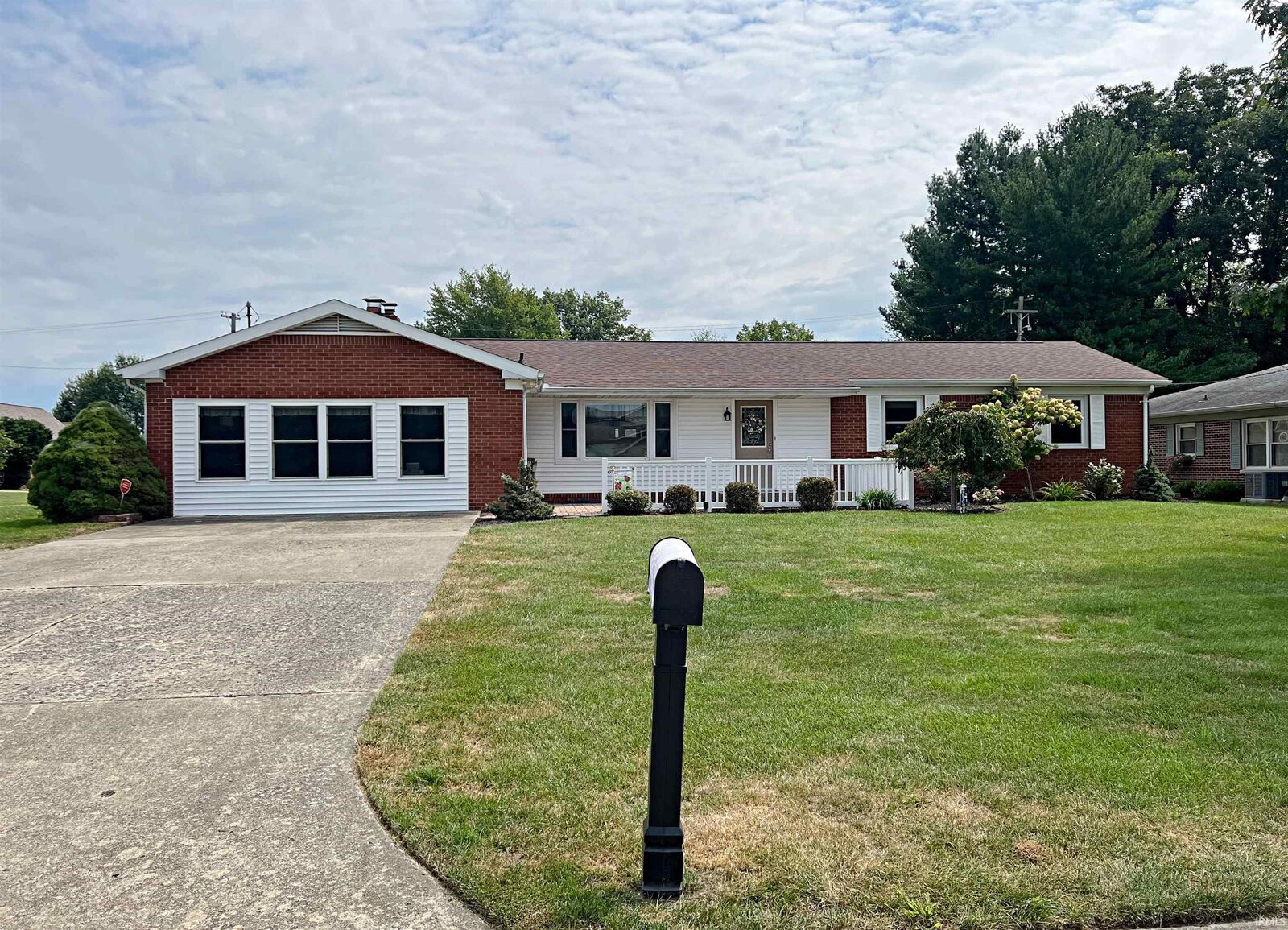 Property Photo: 127 Meadow Lane IN 47441