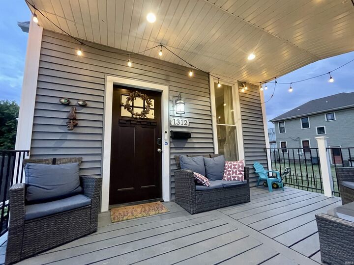 Property Photo: 1312 Parrett Street IN 47713-1348