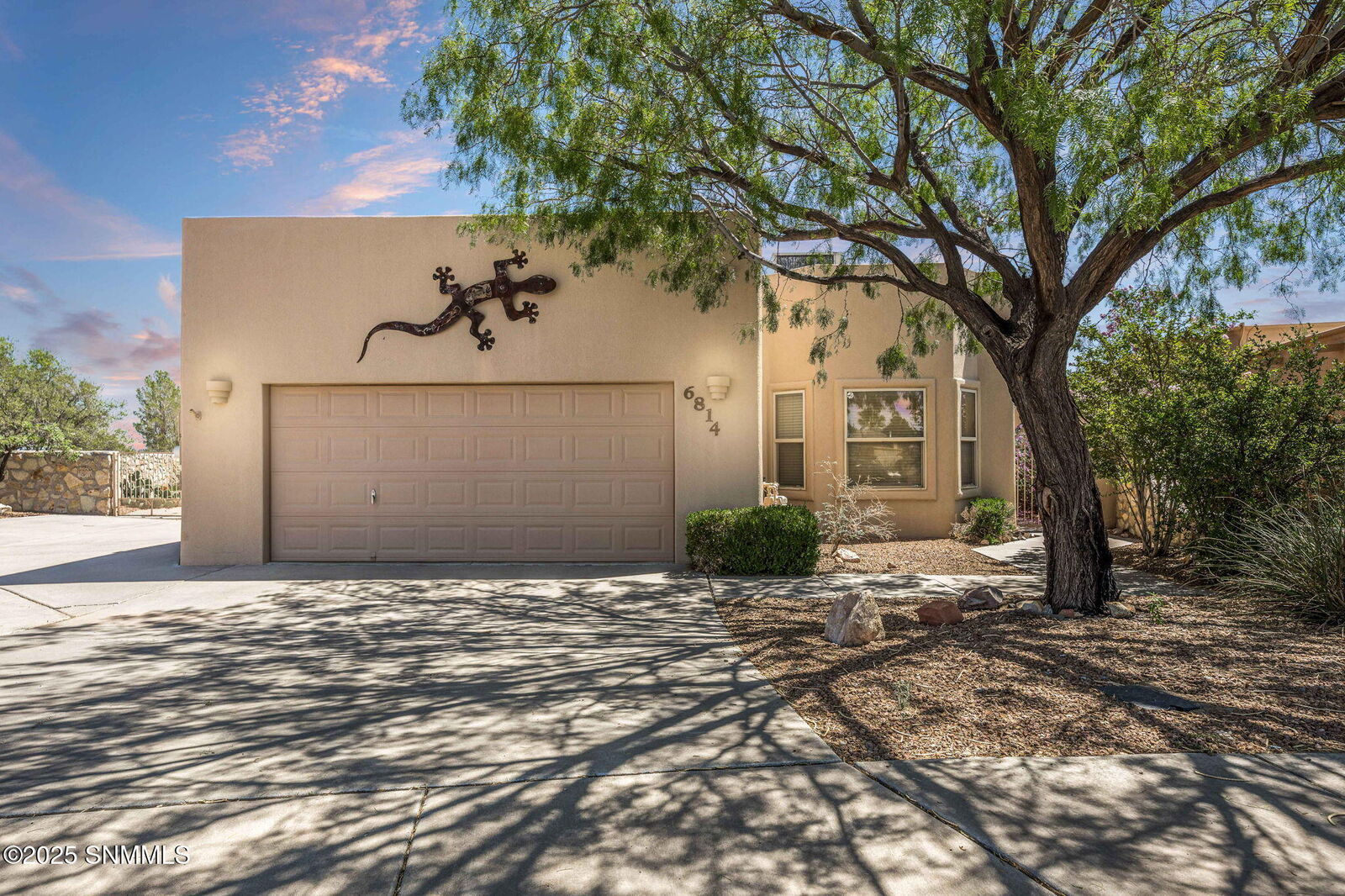 Property Photo: 6814 Alhambra Court NM 88007