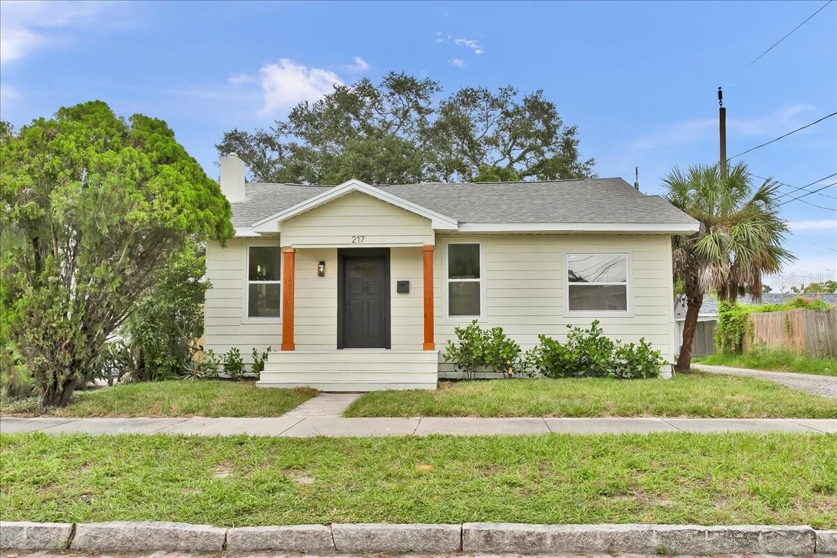 Property Photo: 217 38th Street N FL 33713