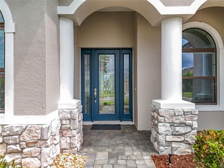 Property Photo:  1977 Weymouth Court  FL 32757 