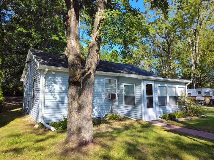 2251 Hemlock Road  Quincy MI 49082 photo