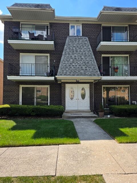 Property Photo: 6139 Marshall Avenue 101 IL 60415