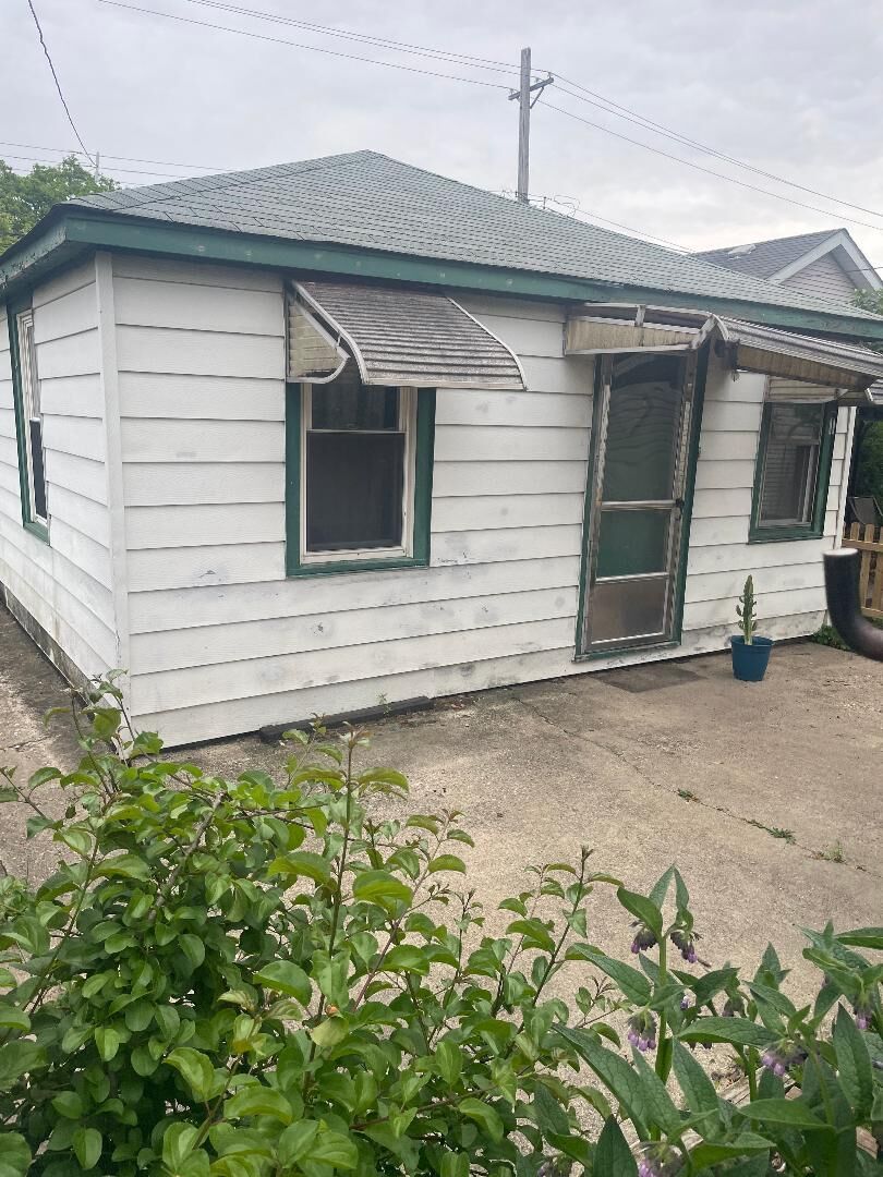 Property Photo:  4117 N Moody Avenue  IL 60634 