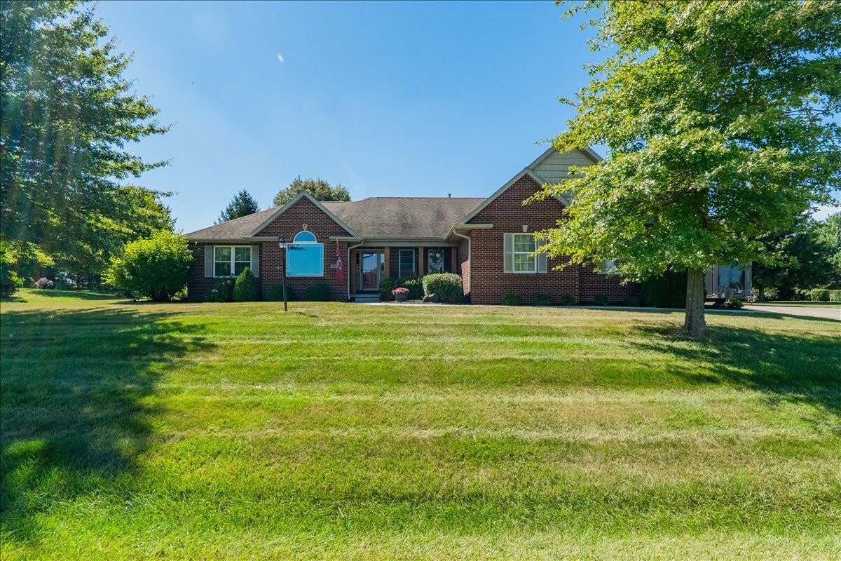 Property Photo:  16035 Garnet Lane  IL 61705 