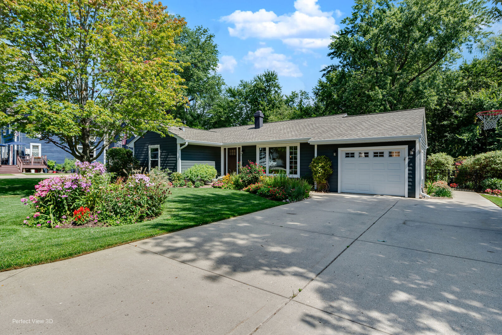 Property Photo:  57 Pine Tree Row  IL 60047 