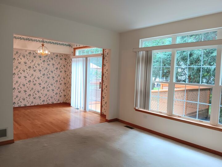 Property Photo: 16013 W Iroquois Drive IL 60441
