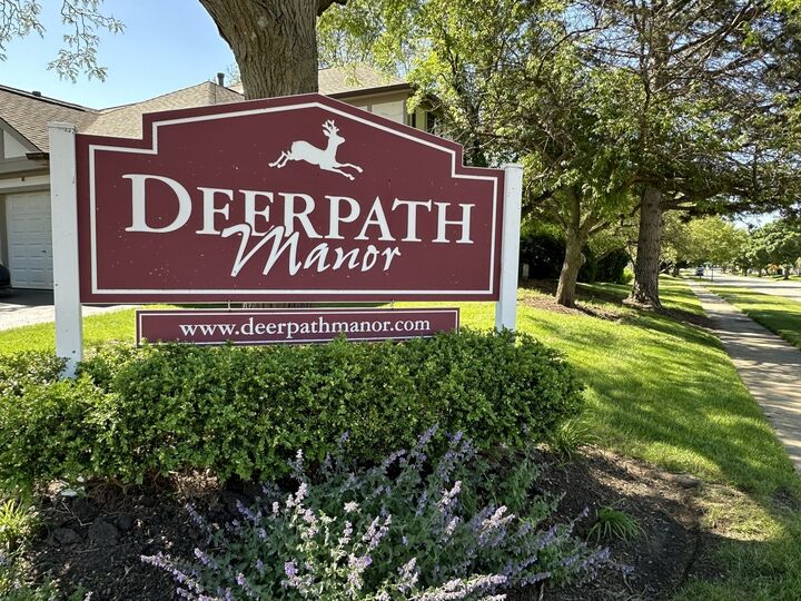 Property Photo:  2263 N Enlund Drive 1  IL 60074 