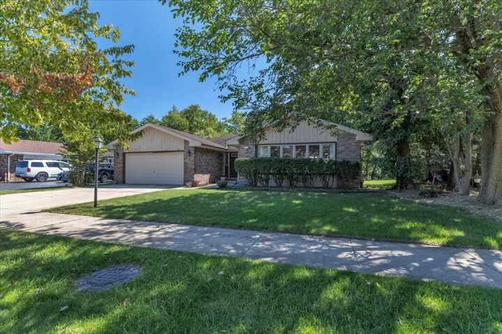 Property Photo: 17339 Kimbark Avenue IL 60473