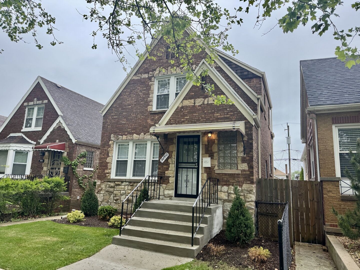 Property Photo: 9240 S Aberdeen Street IL 60620