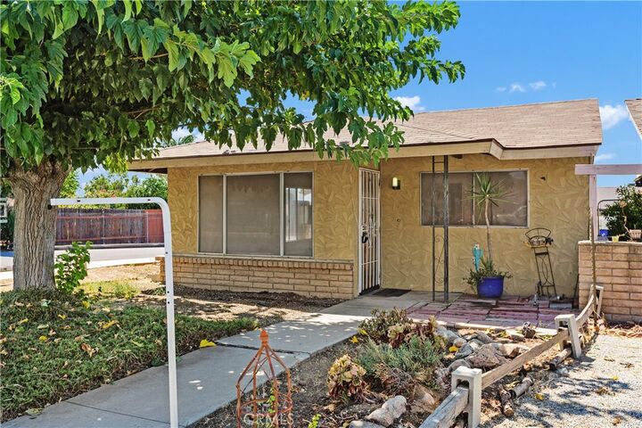 Property Photo: 1183 S Buena Vista Street CA 92543